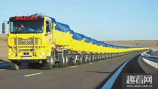 世界上最长的大卡车，法国公路火车大卡车长达1600米