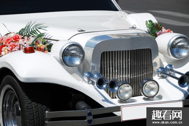 世界上最贵的车第一名，劳斯莱斯银魅售价超过15亿 现已停产
