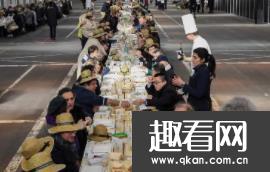 世界最长餐桌的记录：可供2千人同时进餐 长达401米