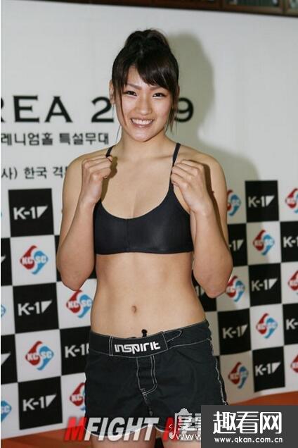 世界上最年轻女拳王，久保田玲奈 18岁获女拳赛世界冠军