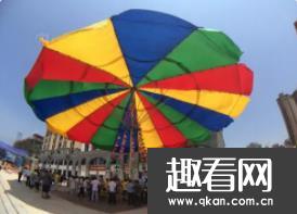 世界上最大的伞：直径长达18.15米 能遮住一个小广场